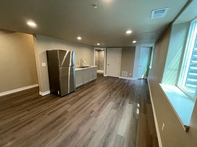 2445 Ridge Top Dr #7 — Photo 3