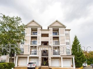 11399 Aristotle Dr #302-11-302, Fairfax, VA 22030