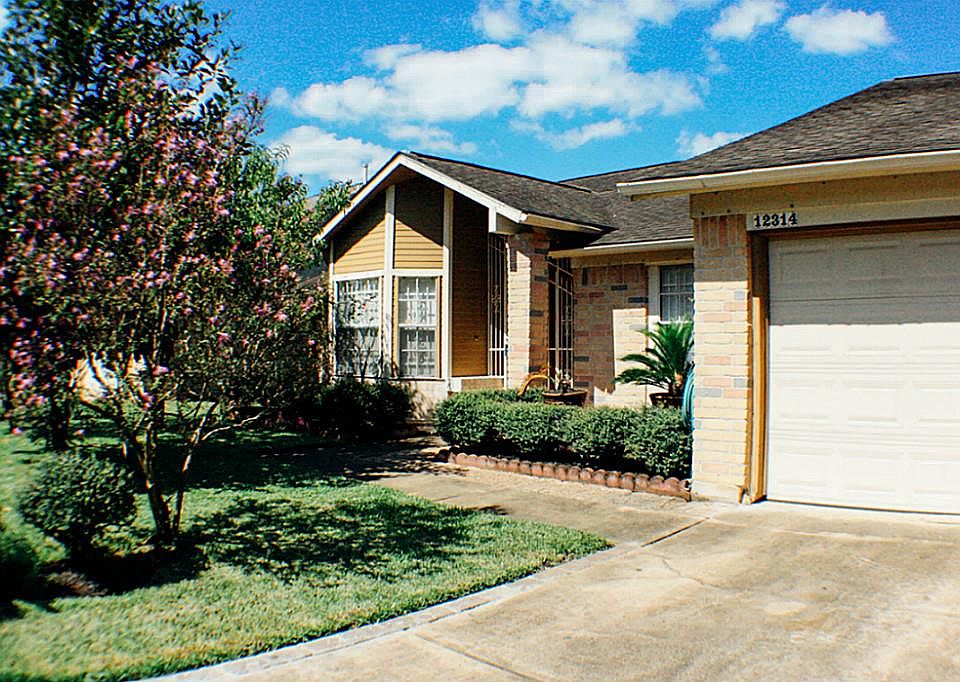 1st image of 12314 Tambourine Dr
