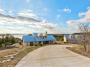 2102 Tree Top Ct, Granbury, TX 76049
