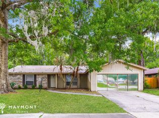 1413 Dolphin St, Orange Park, FL 32073