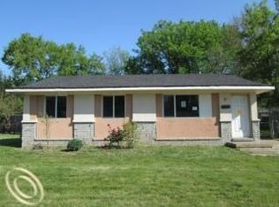28460 Oakdale Ct, Romulus, MI 48174