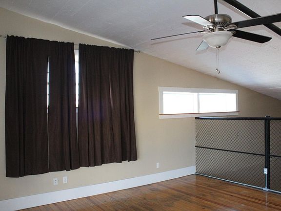 3rd image of 2716 Cherokee St APT C