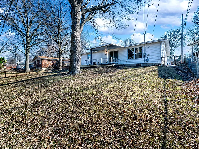 8435 Bridle Spur Dr — Photo 41