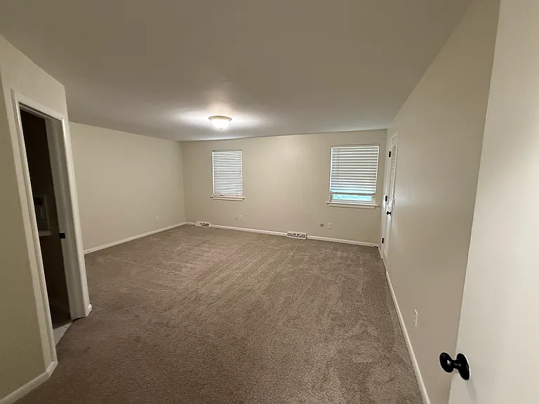 4699 S Akron St — Photo 14
