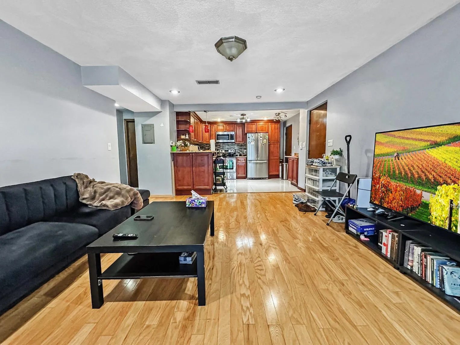 305 Riverside Avenue — Photo 4