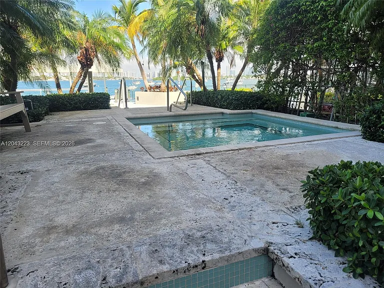 1200 West Ave #720 — Photo 33