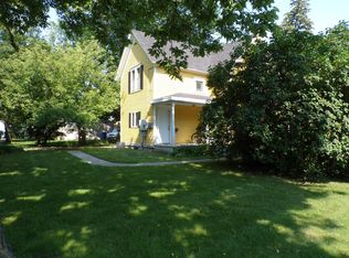 825 8th Ave #1/2, Brookings, SD 57006