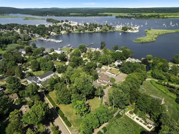 65 South Main Street, Essex, CT 06426