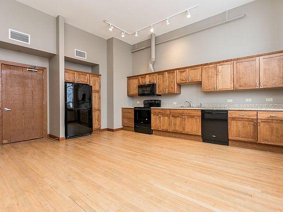 2nd image of 346 2nd Ave SW #301