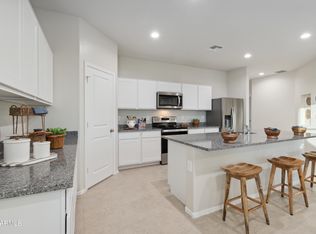 36082 W San Alvarez Ave, Maricopa, AZ 85138