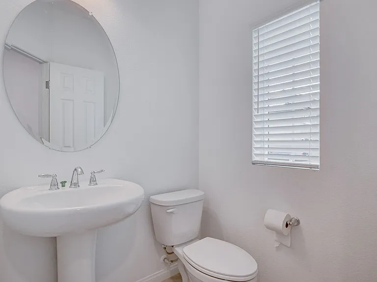 7821 Tomsburgh Ln — Photo 6