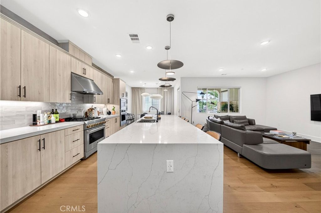 8892 Los Coyotes Court #260 5