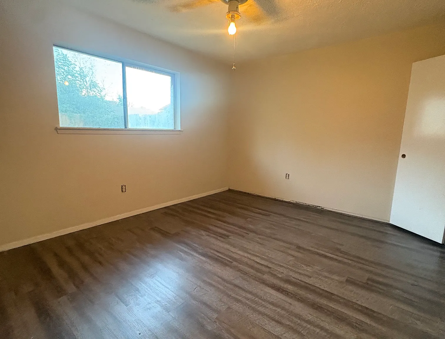 706 Redstone Street - 1 — Photo 4