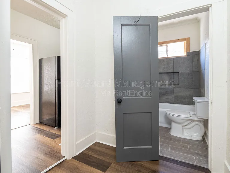 423 N Emporia Ave #2 — Photo 7