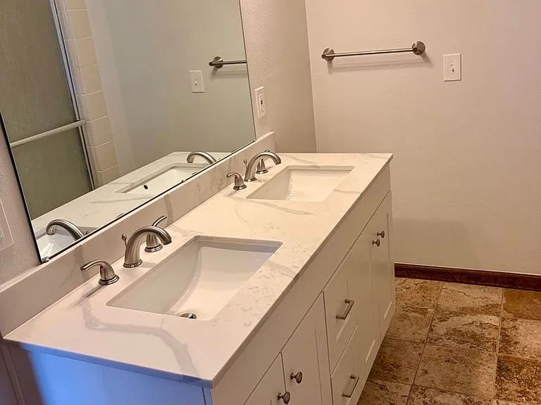 457 Pearl St — Photo 21