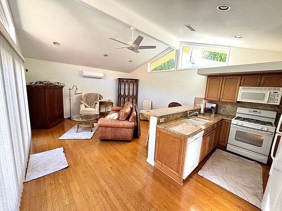 5th image of 244 Grandridge Ct