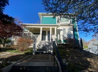 112 Village St, Medway, MA 02053