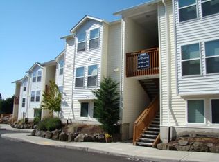 7680 SW 74th Ave APT 12, Portland, OR 97223