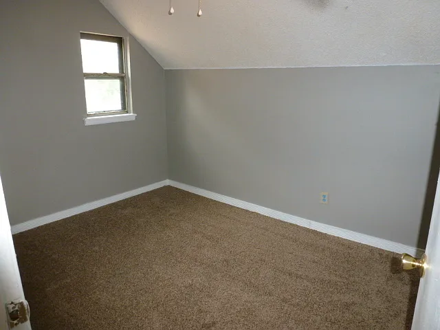 5209 Llano St — Photo 6