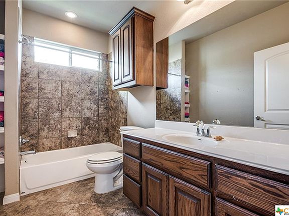 5th image of 622 Irvin Dr
