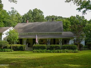 5302 Bend Rd, Vaughan, MS 39179