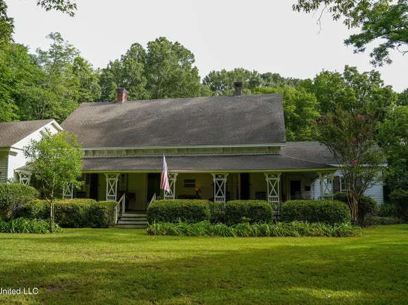 5302 Bend Rd, Vaughan, MS 39179