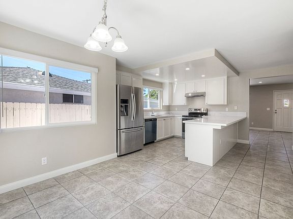 5th image of 605 Rancho Vista Rd
