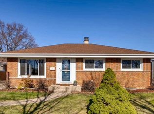 2417 E Martindale Dr, Westchester, IL