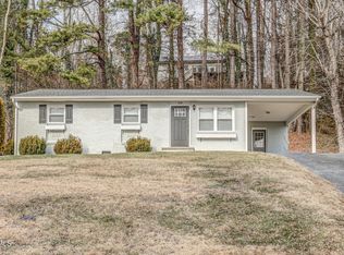 608 Ranier Dr, Kingsport, TN 37663