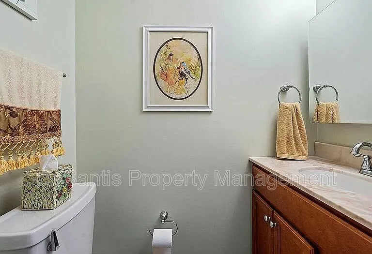 6101 Chatham Dr — Photo 16