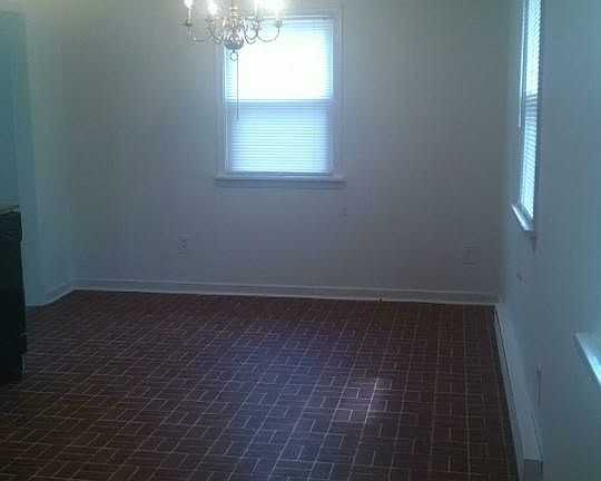 3rd image of 8319 Sherton Dr