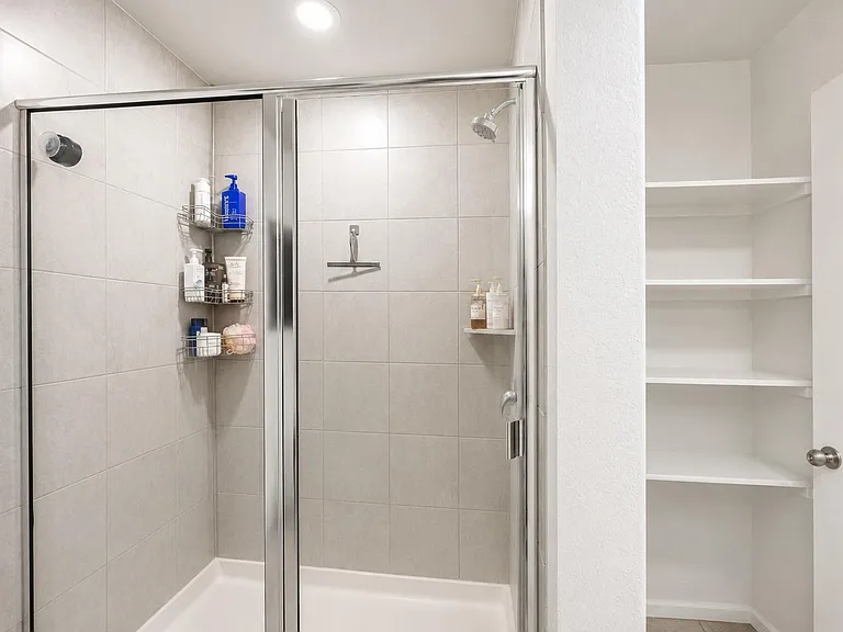 216 La Dera Dr — Photo 14