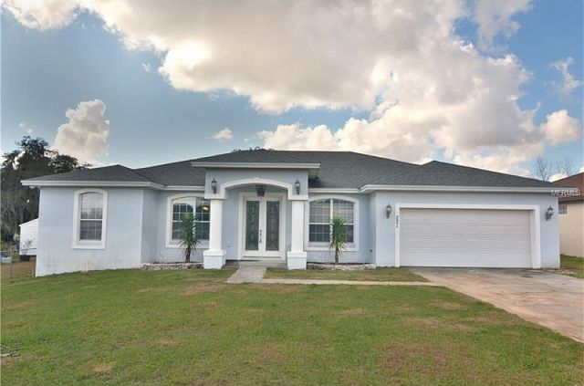 1st image of 221 Burbank Ln