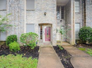 17172 Beaver Springs Dr, Houston, TX 77090