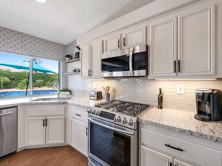 45740 Coldbrook Ln — Photo 4