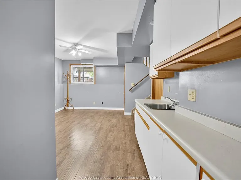 463 Randolph Ave — Photo 17