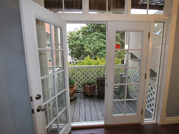5th image of 871-877 Vallejo St #871-C