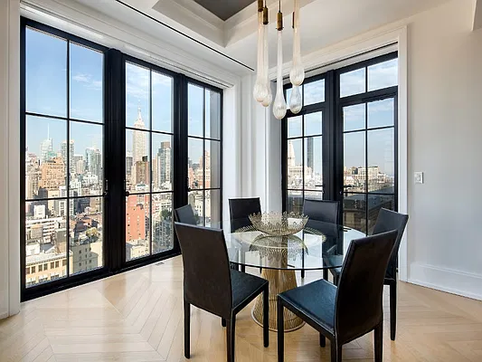 Sold by Sotheby's International Realty | media 2