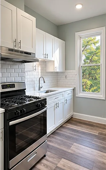 3 bed, 900 sqft, $2,600 — Photo 2