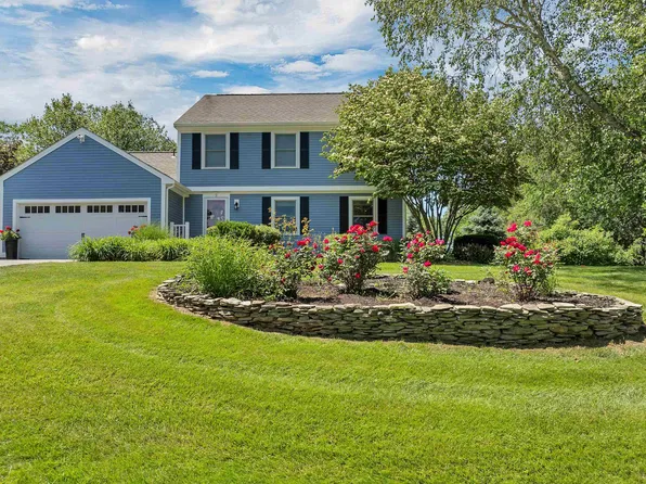 2 Chase Lane, Stratham, NH 03885