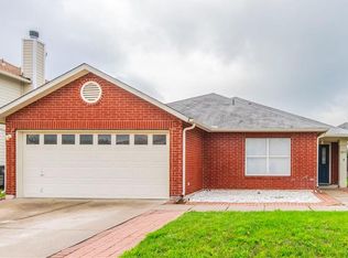 10133 Chapel Ridge Dr, Fort Worth, TX 76116