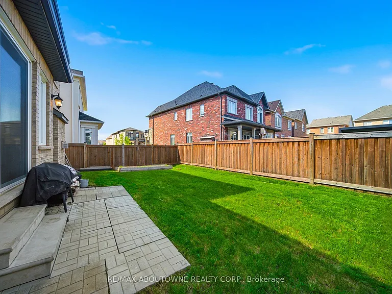 3281 Post Rd — Photo 49