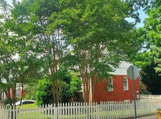 1018 N Harrison St, Arlington, VA 22205