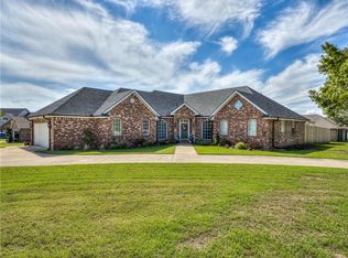 605 Pool Pl, Shawnee, OK 74801