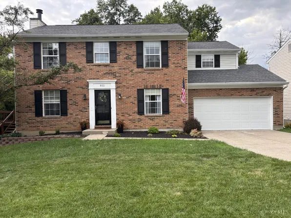 932 Saffron Ln, Milford, OH 45150