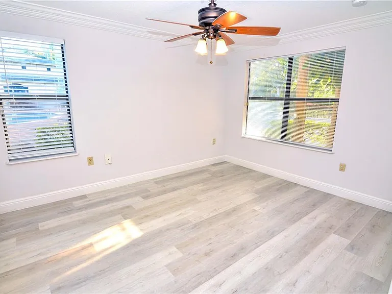 2313 N Congress Ave #12 — Photo 14