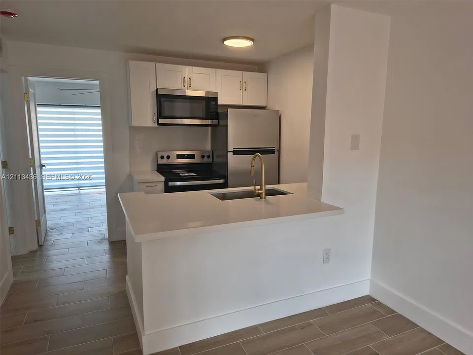 7220 Fairway Dr #G4