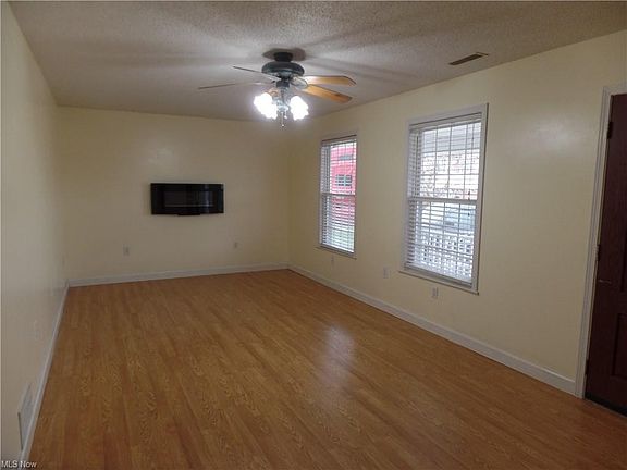 2nd image of 617 McKenna Dr