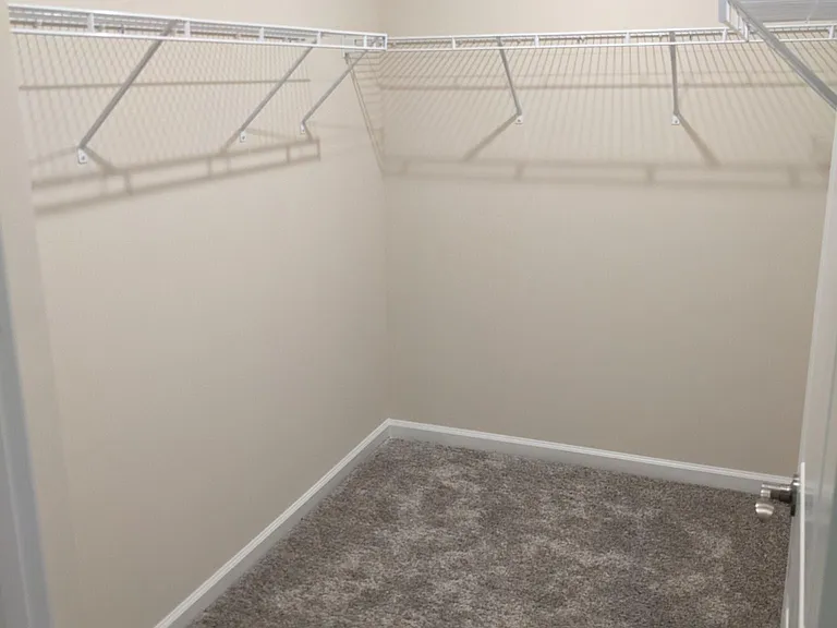 877 McKenzie Park Ter — Photo 26